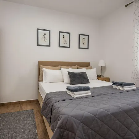 Kosic 2 By Interhome *