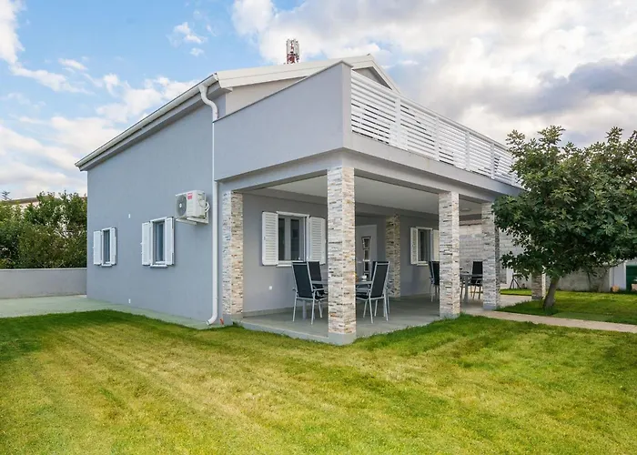 Kosic 2 By Interhome