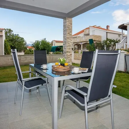 Appartamento Kosic 2 By Interhome